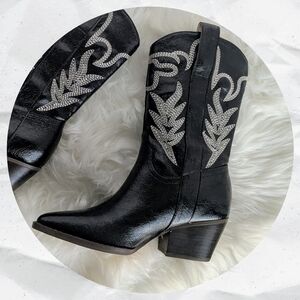 Oasis Society "SEPHIRA" Faux Leather Mid-Calf Embroidered Western Cowgirl Boots